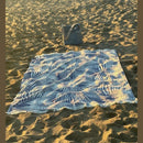 Sisustusviltti, torkkupeitto ja jättipyyhe  – musta-harmaa viltti terassille (140x170 cm) - Monikäyttöinen ja kevyt pyyhe toimii reissukumppanina ja kodin sekä terassin sisustamiseen.