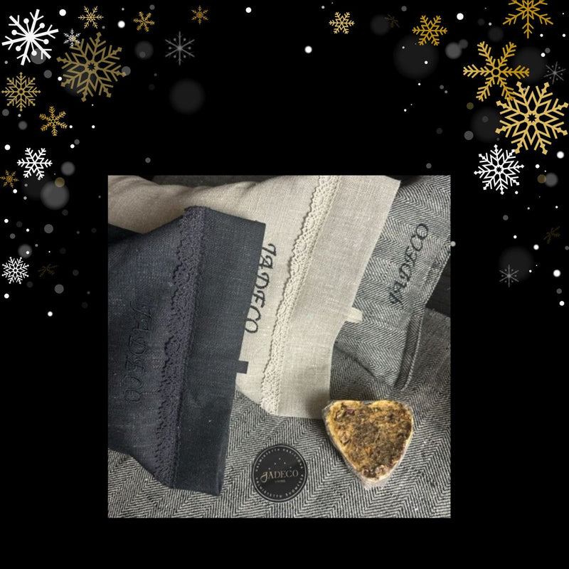 SPA JOULULAHJAPAKKAUS - 2 kpl peflettiä + sisustuskynttilä ja ruususaippua - Jadeco