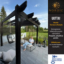 Massiivipuusta pergola. Hiilletty puu pergola. Musta pergola. 3 x 3m pergola. 300 x 300 cm pergola. Huoltovapaa ja ekologinen valinta. Lalonde Laura Moilasen pihalta.