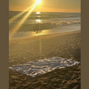 Sisustusviltti, torkkupeitto ja jättipyyhe  – musta-harmaa viltti terassille (140x170 cm) - Monikäyttöinen ja kevyt pyyhe toimii reissukumppanina ja kodin sekä terassin sisustamiseen.