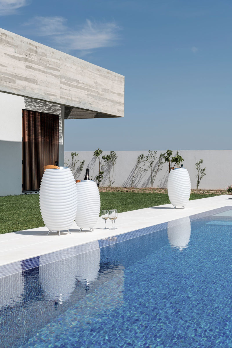 Kooduu Synergy 35 terassivalaisin kaiuttimella ja coolerilla