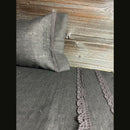 Jadeco Living - Laudeliina musta pitsillä 50 x 150